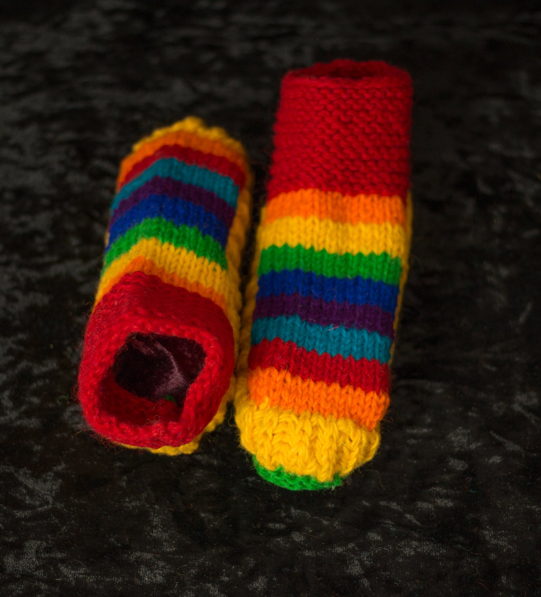 Unisex knitted socks